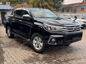 Toyota Hilux Revo Double Cab Deisel 2.4 AWD 2020 Black