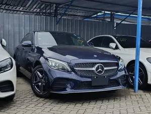 Mercedes-Benz C200 2019 Blue
