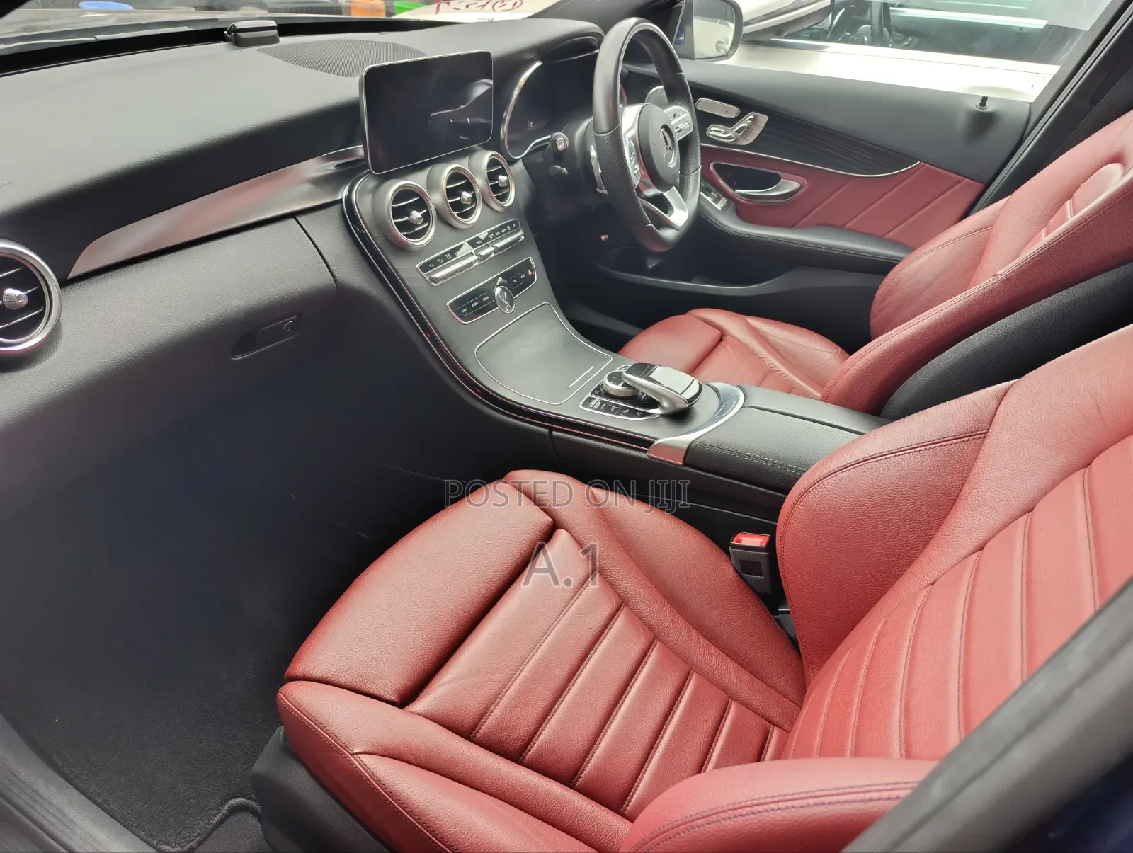 Mercedes-Benz C200 2019 Blue