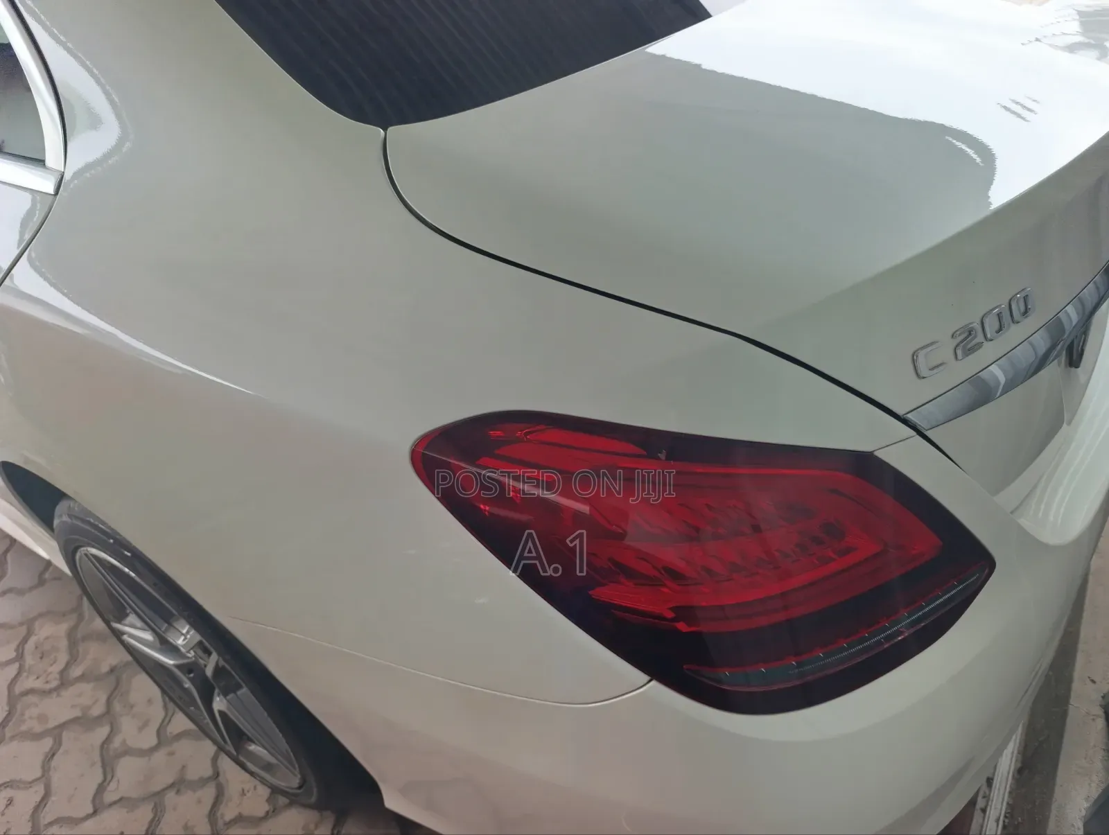 Mercedes-Benz C200 2019 White