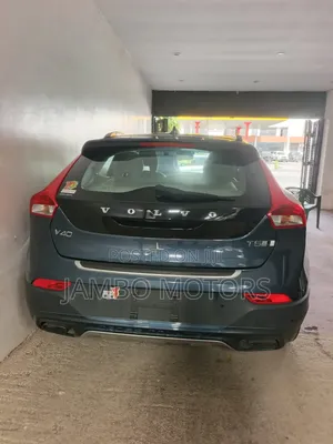 Volvo V40 2019 Blue