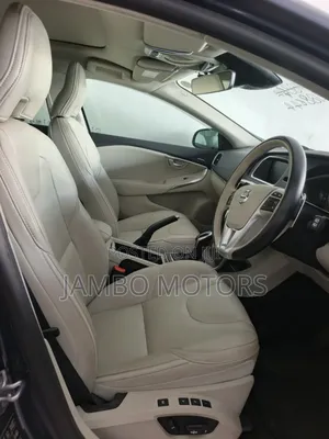 Volvo V40 2019 Blue
