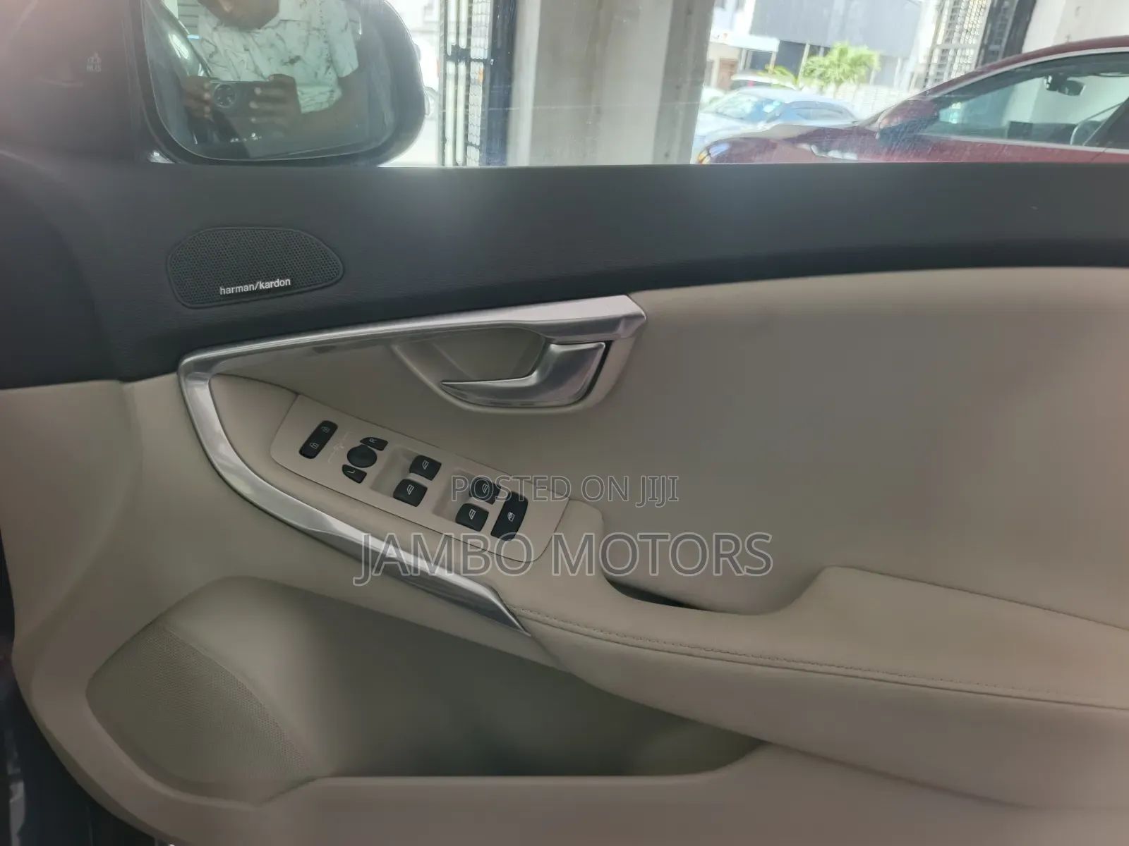 Volvo V40 2019 Blue