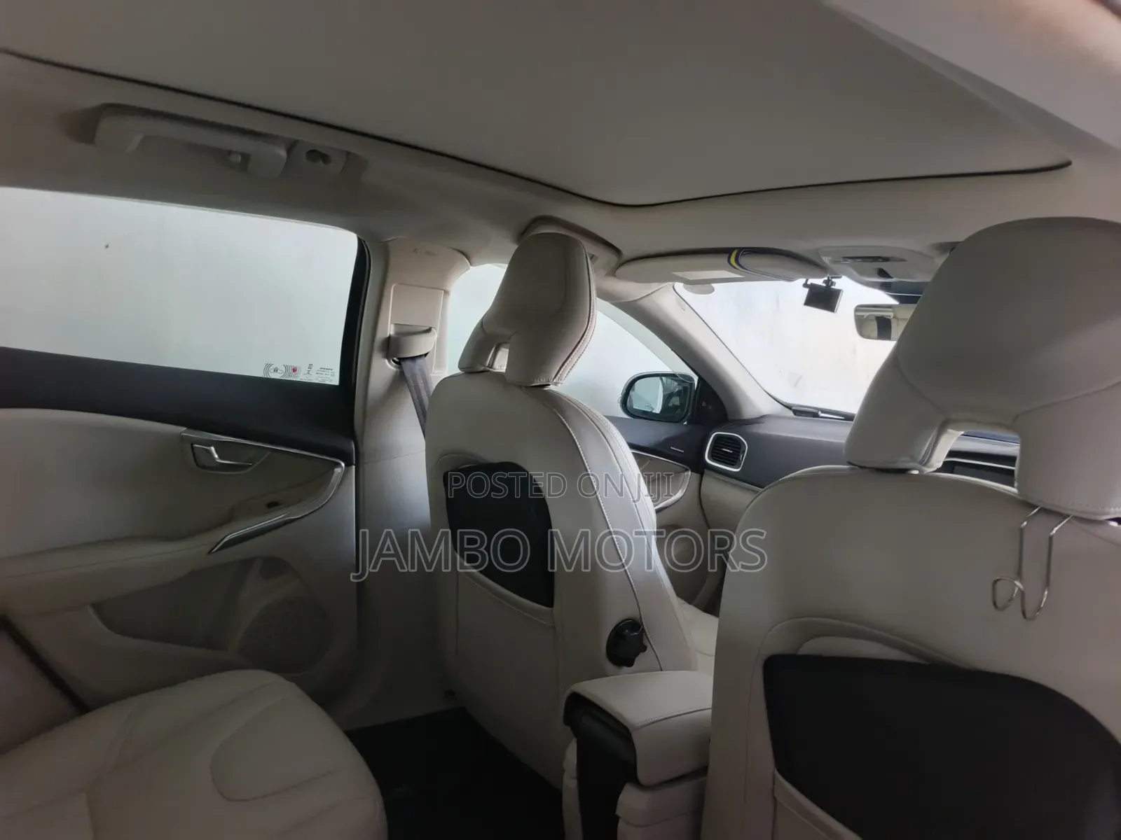 Volvo V40 2019 Blue