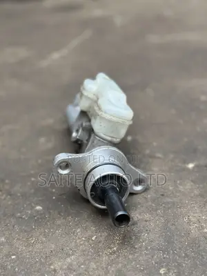 Toyota Wish - Master Cylinder