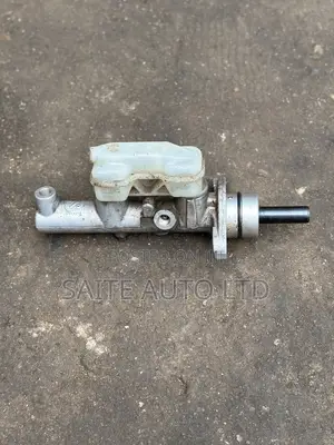 Toyota Wish - Master Cylinder