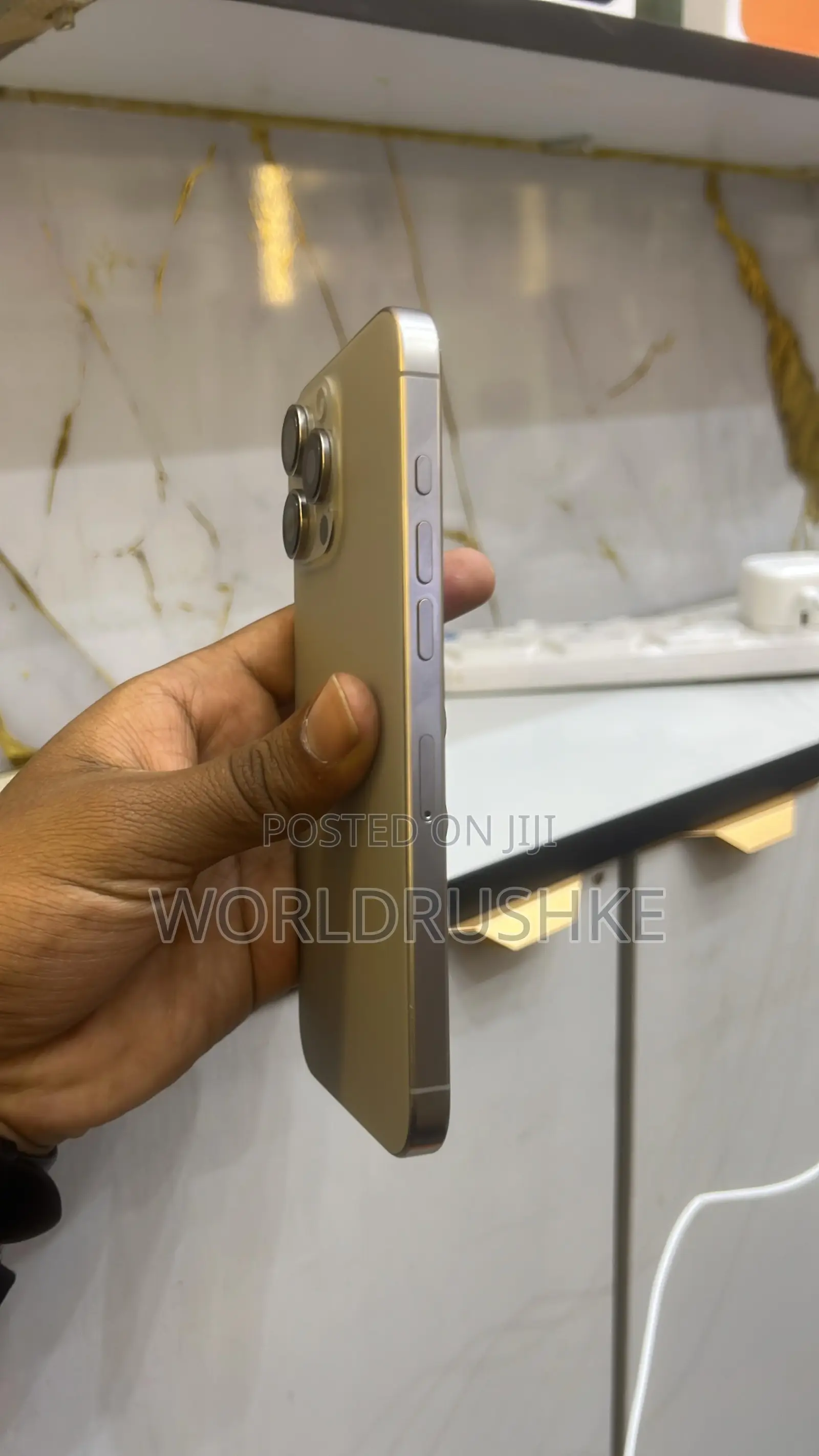 Apple iPhone 16 Pro Max 256 GB Gray
