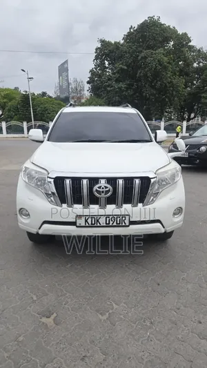 Toyota Land Cruiser Prado 2015 White