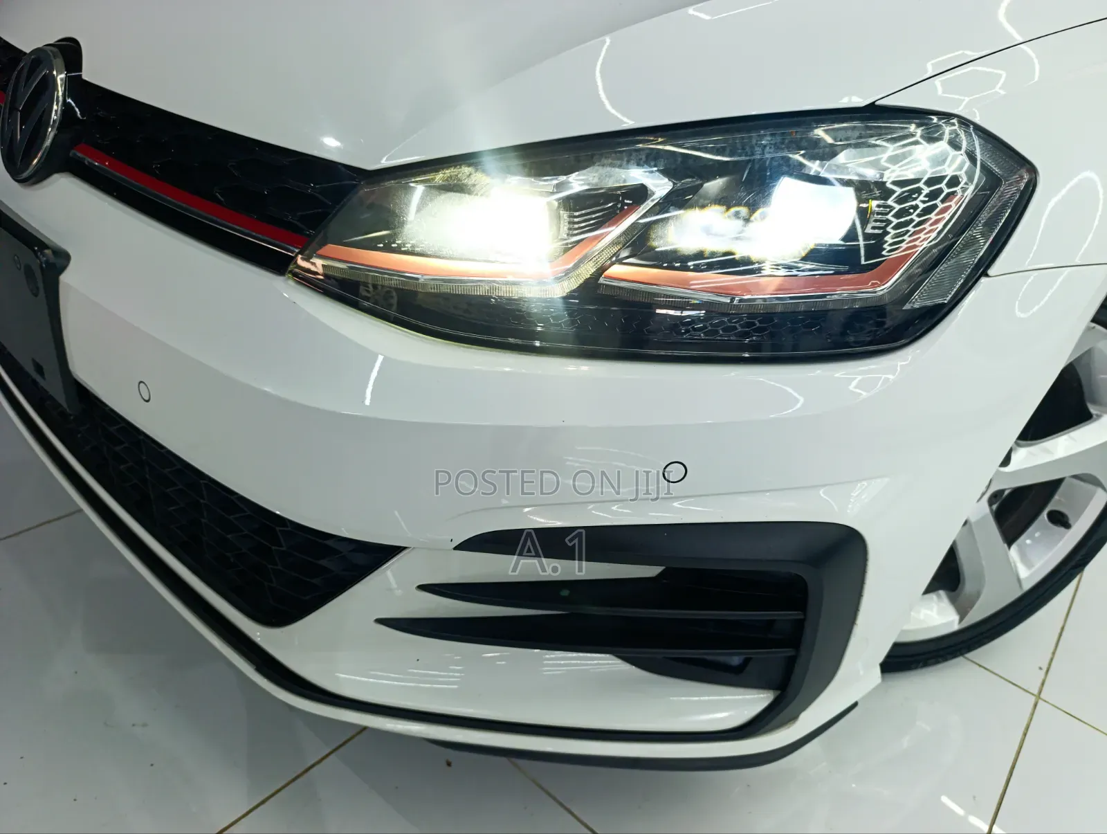 Volkswagen Golf 2019 Pearl