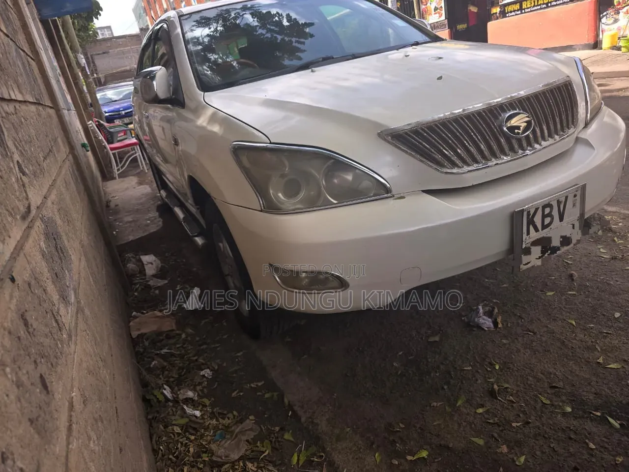 Toyota Harrier 2006 White