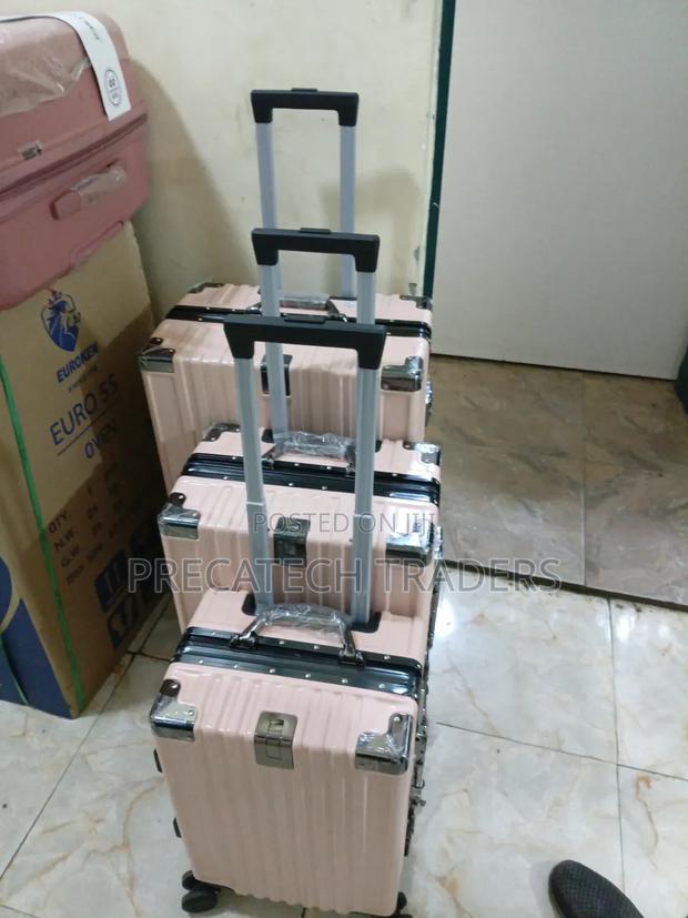 3-in-1 Hard Shell Travel Suitcase Set – 4 Wheels - thumbnail 2