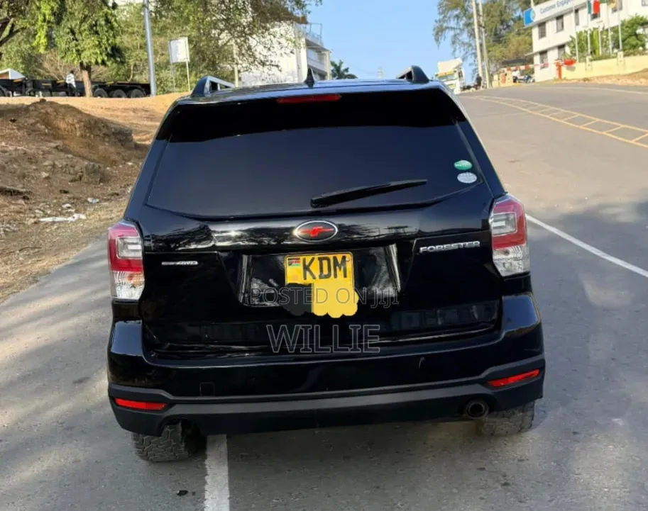 Subaru Forester 2016 Black