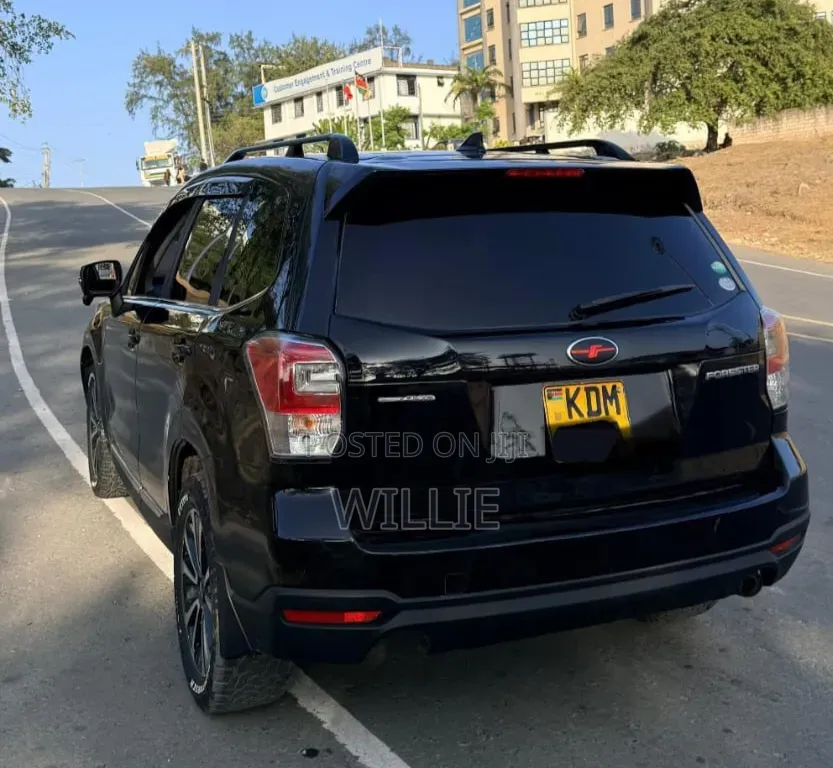 Subaru Forester 2016 Black
