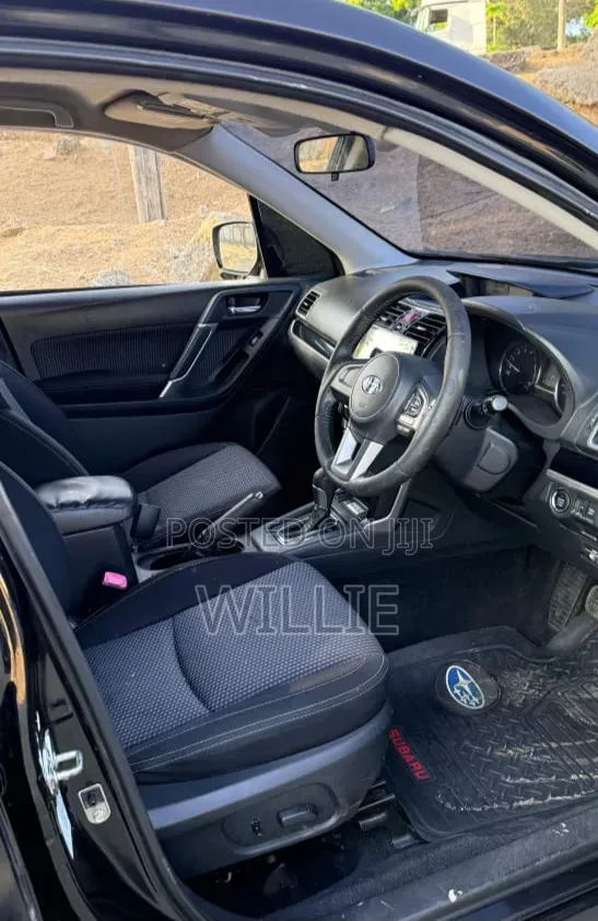 Subaru Forester 2016 Black