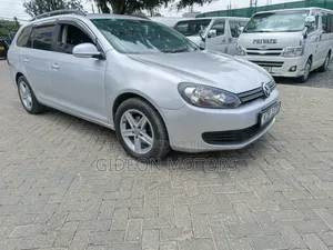Volkswagen Golf 2012 Silver