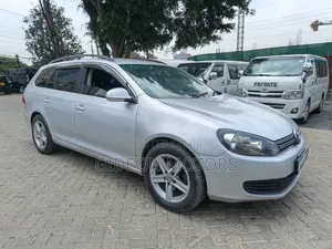 Volkswagen Golf 2012 Silver