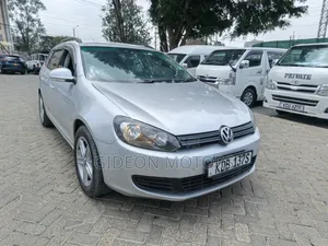 Volkswagen Golf 2012 Silver