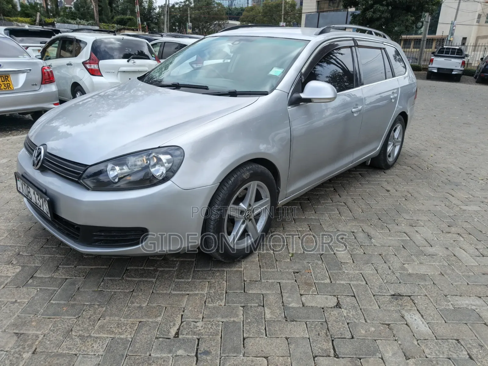 Volkswagen Golf 2012 Silver