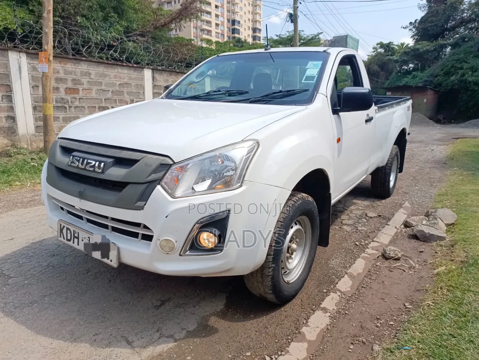 Isuzu D-MAX 2022 White