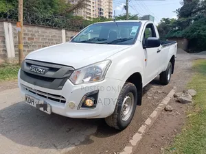 Isuzu D-MAX 2022 White