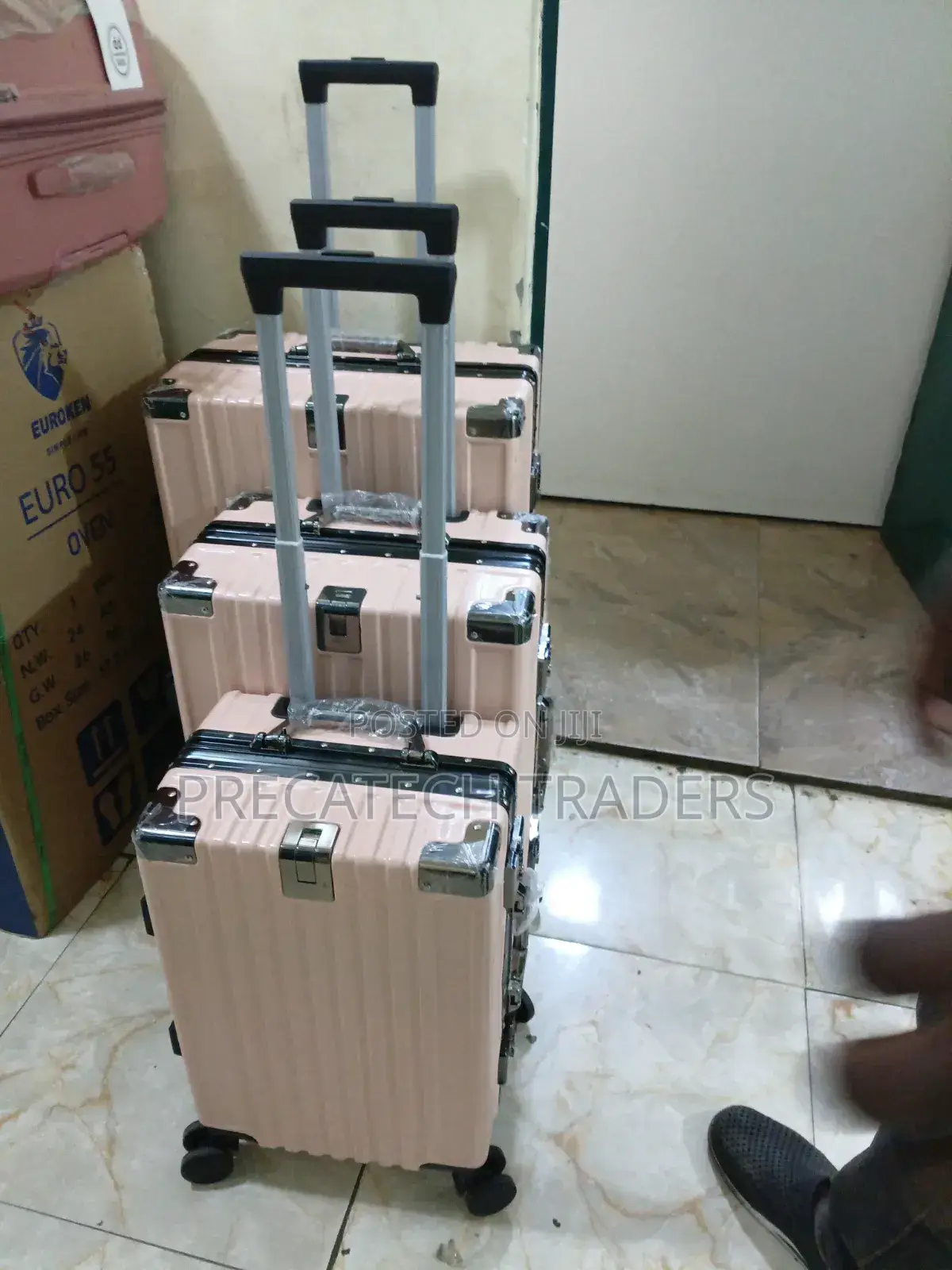 Elegant 3-in-1 Suitcase Set – Ideal for Every Trip