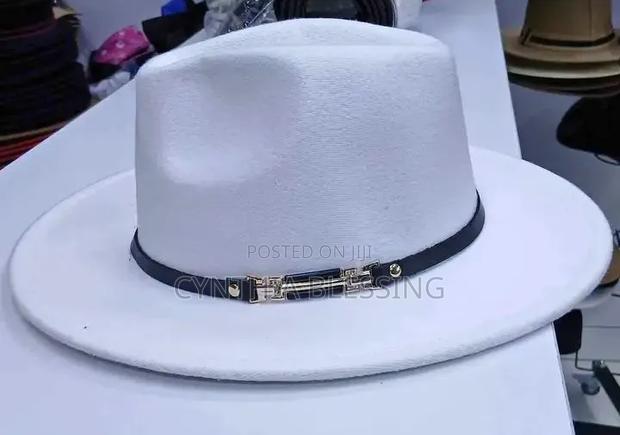 Elegant Fedora Hats in Various Colors - thumbnail 3