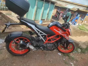 KTM 2021 Orange