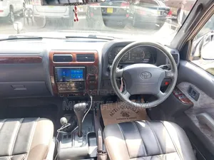 Toyota Land Cruiser Prado 1999 Off white