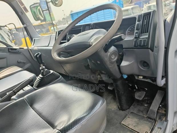 Isuzu FTR Year 2021 - thumbnail 2