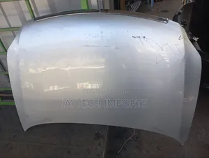 Toyota Premio 260 Bonnet