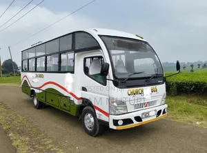 Mitsubishi Fuso Rosa 2019 White