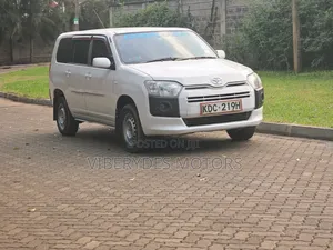 Toyota Succeed SV Premium 2014 White