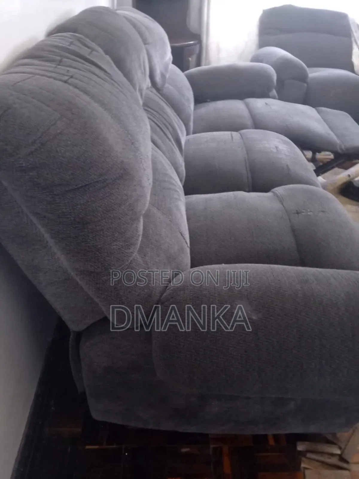 Recliner Sofa Set / Couch
