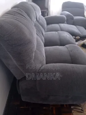 Recliner Sofa Set / Couch