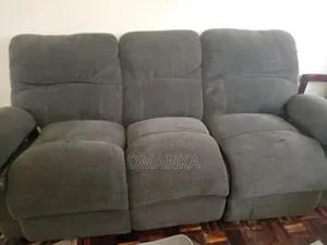 Recliner Sofa Set / Couch