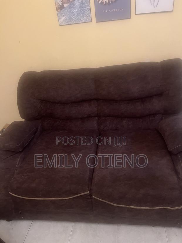 Semi Recliner