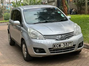 Nissan Note 2012 Silver