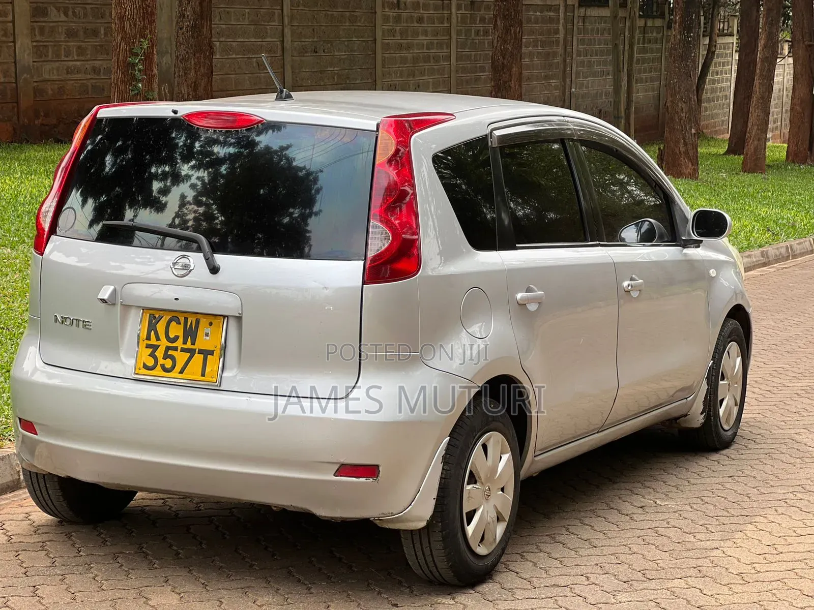 Nissan Note 2012 Silver