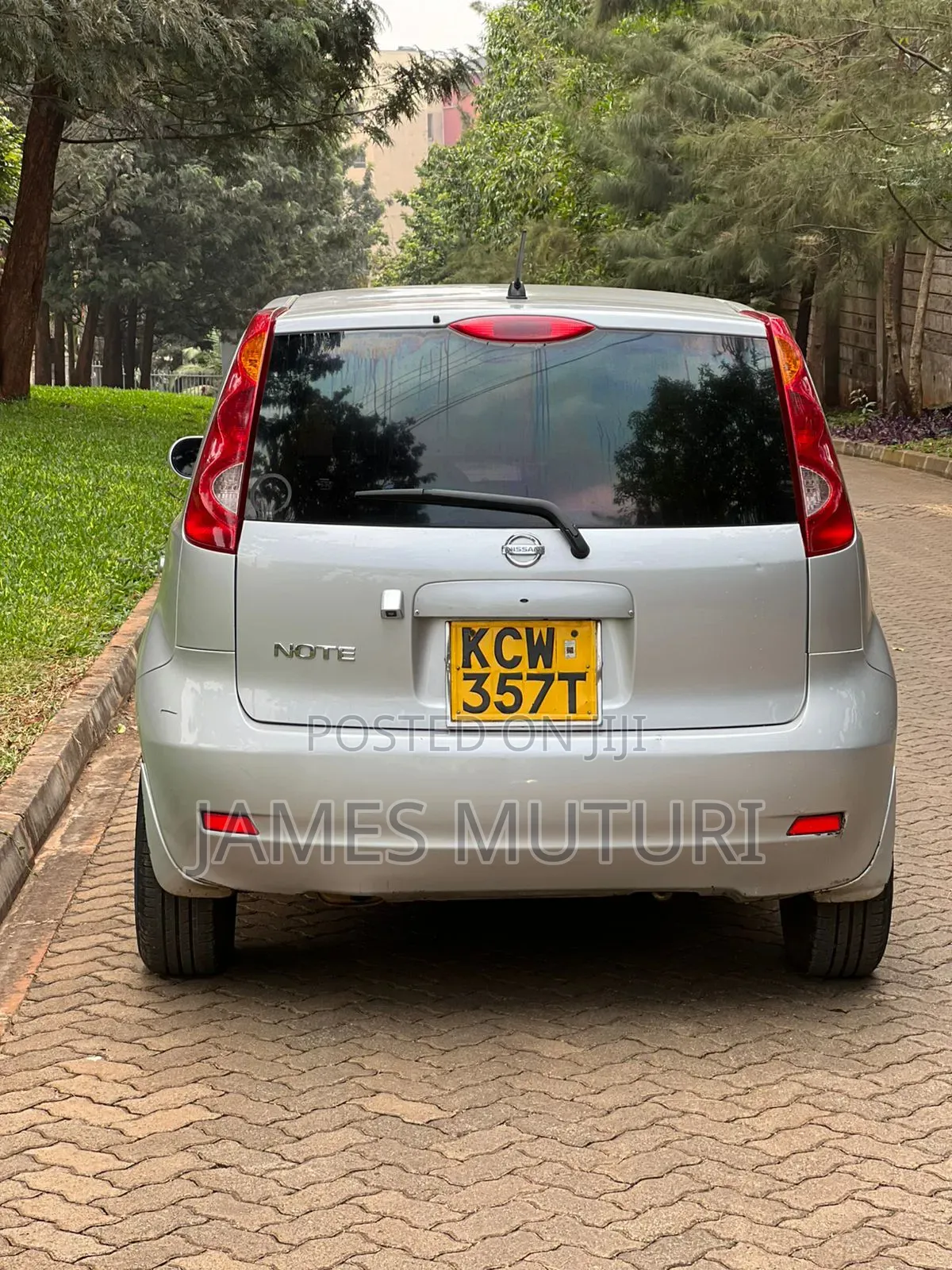 Nissan Note 2012 Silver