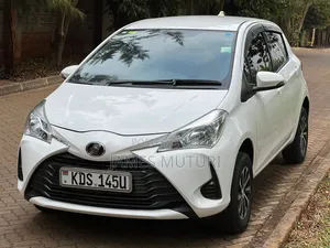 Toyota Vitz 2018 White