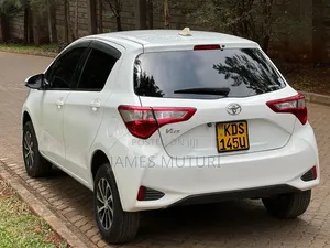 Toyota Vitz 2018 White