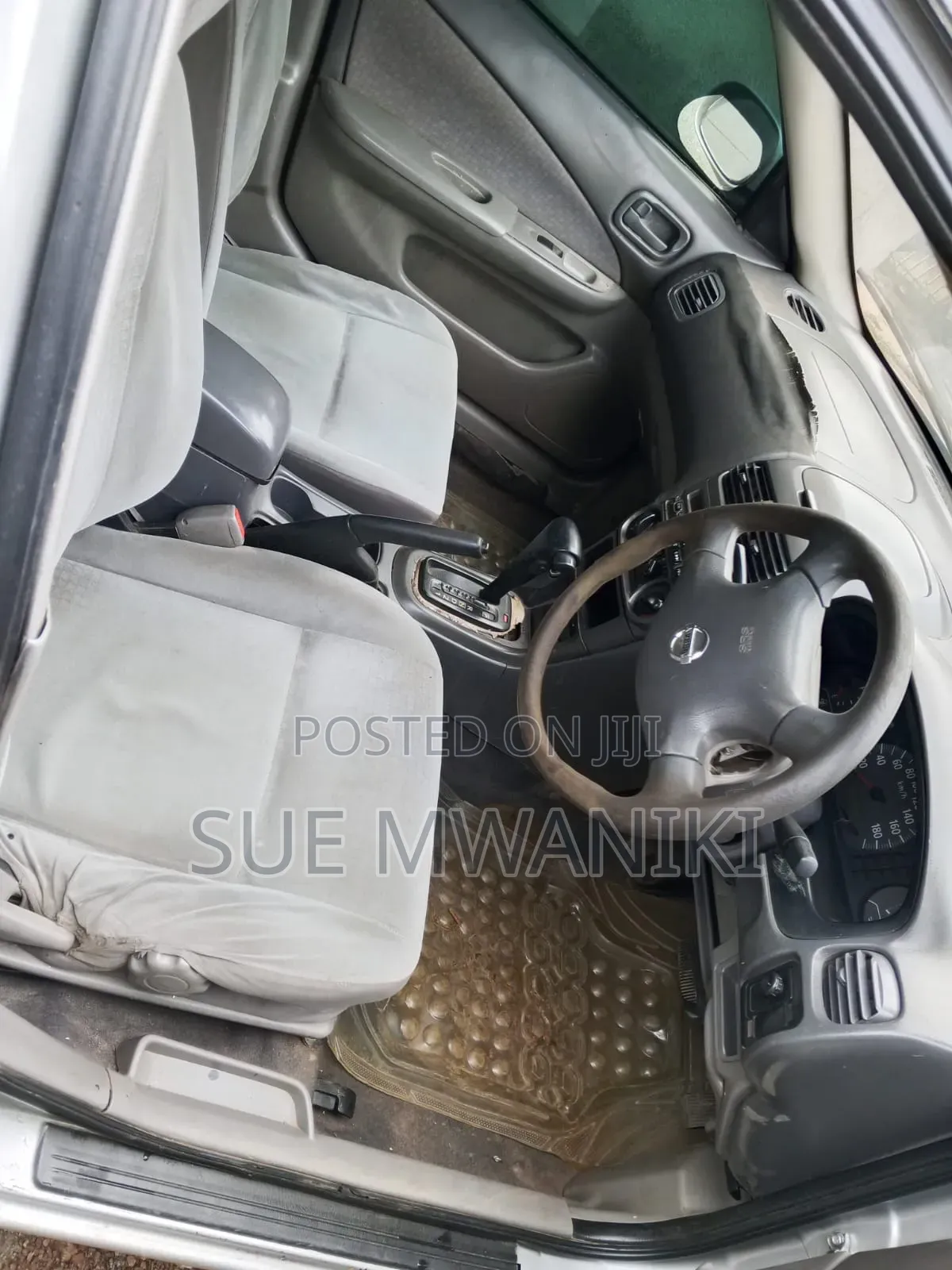 Nissan Sunny 2005 Silver