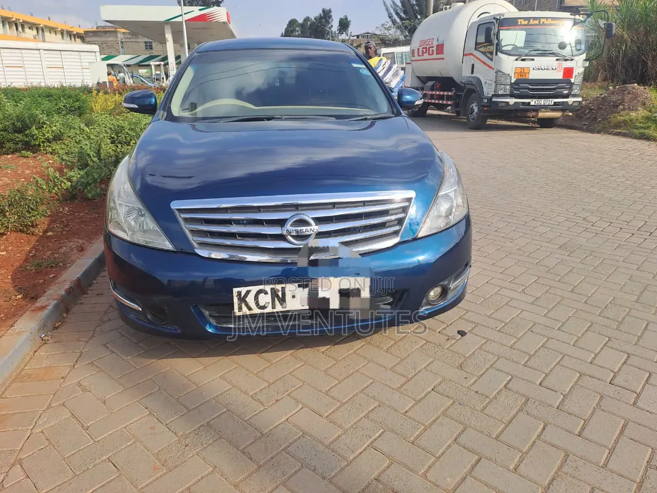 Nissan Teana 2011 Blue