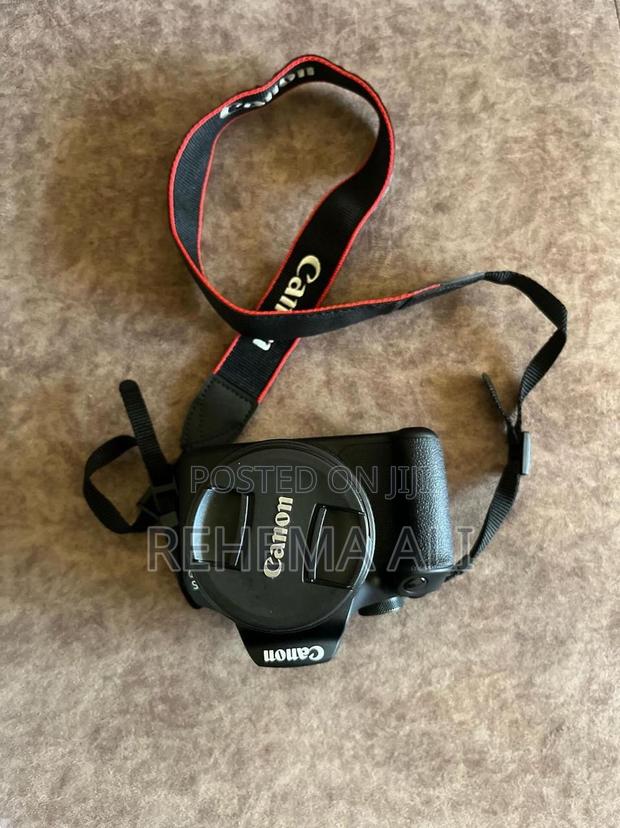 Eos Canon 2000d - thumbnail 3