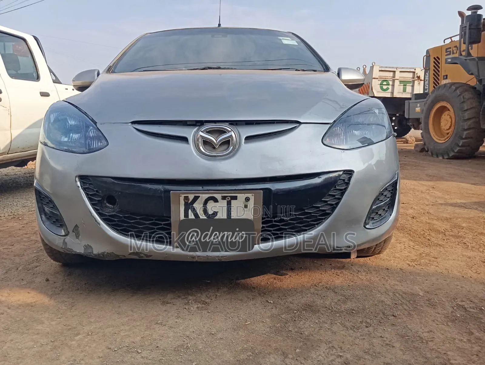 Mazda Demio 2011 Silver