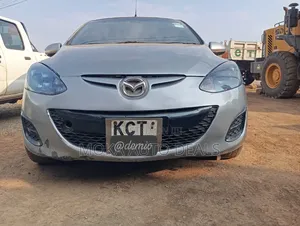 Mazda Demio 2011 Silver