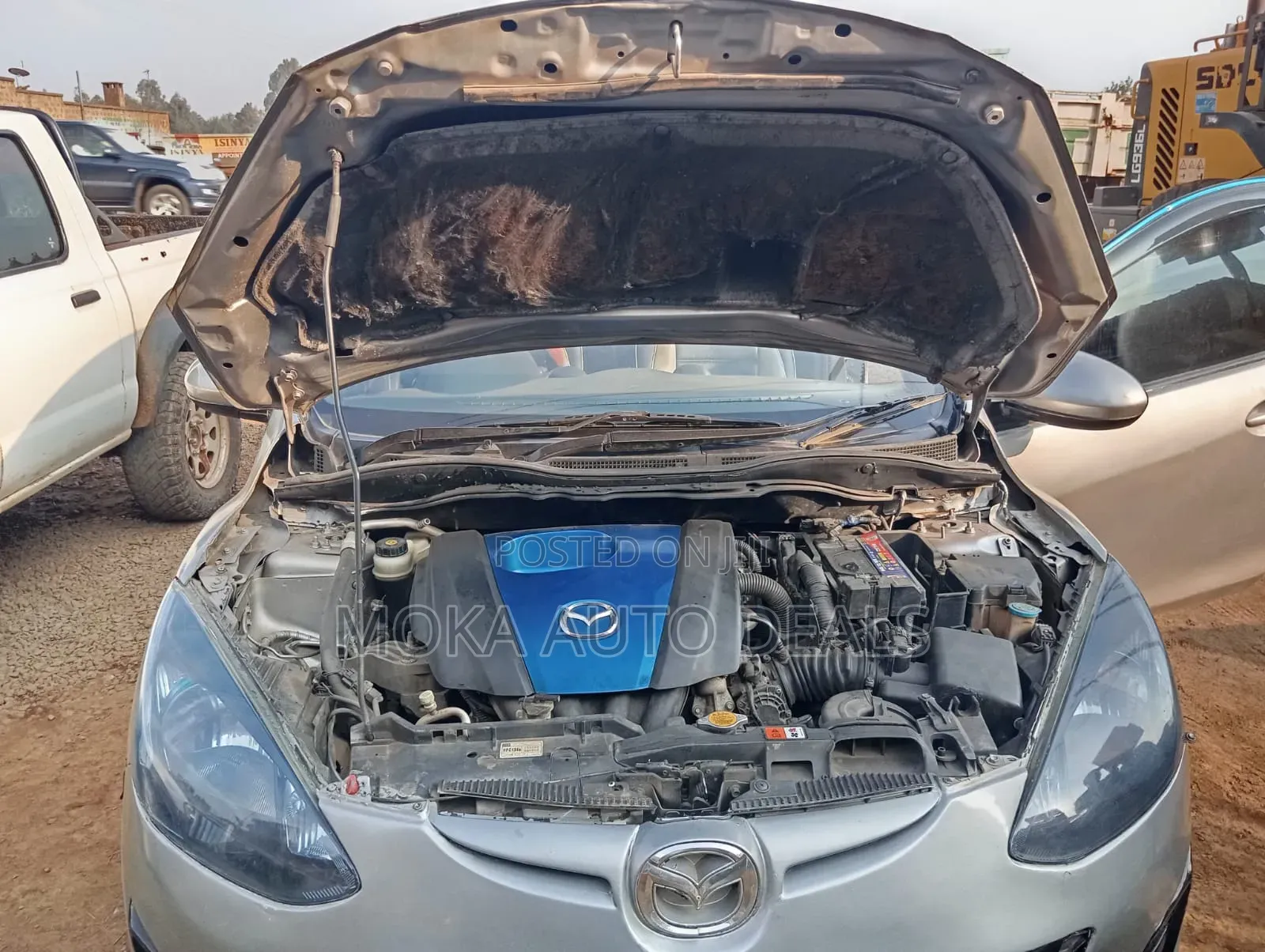 Mazda Demio 2011 Silver