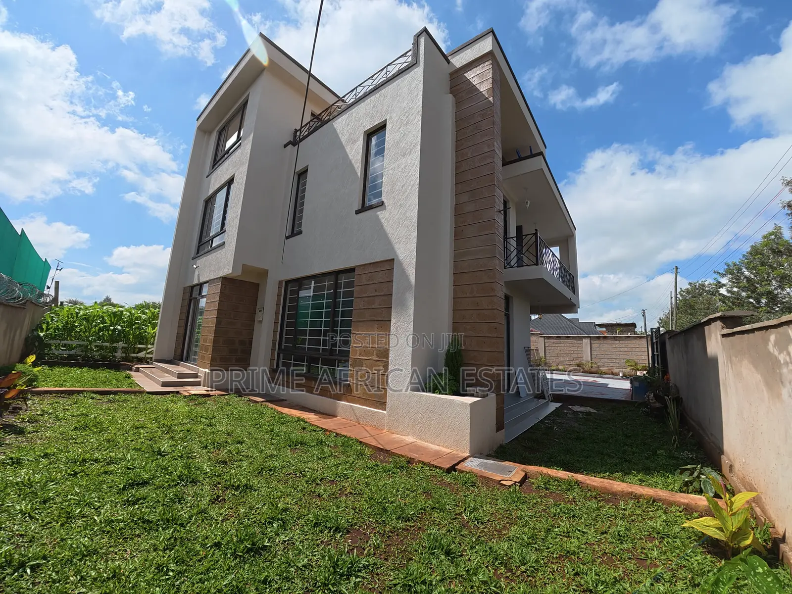 4bdrm Villa in Rimpa for sale