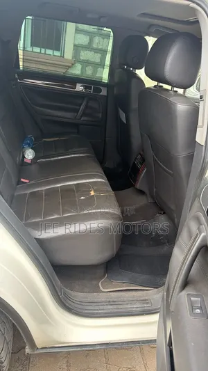 Volkswagen Touareg 2008 White