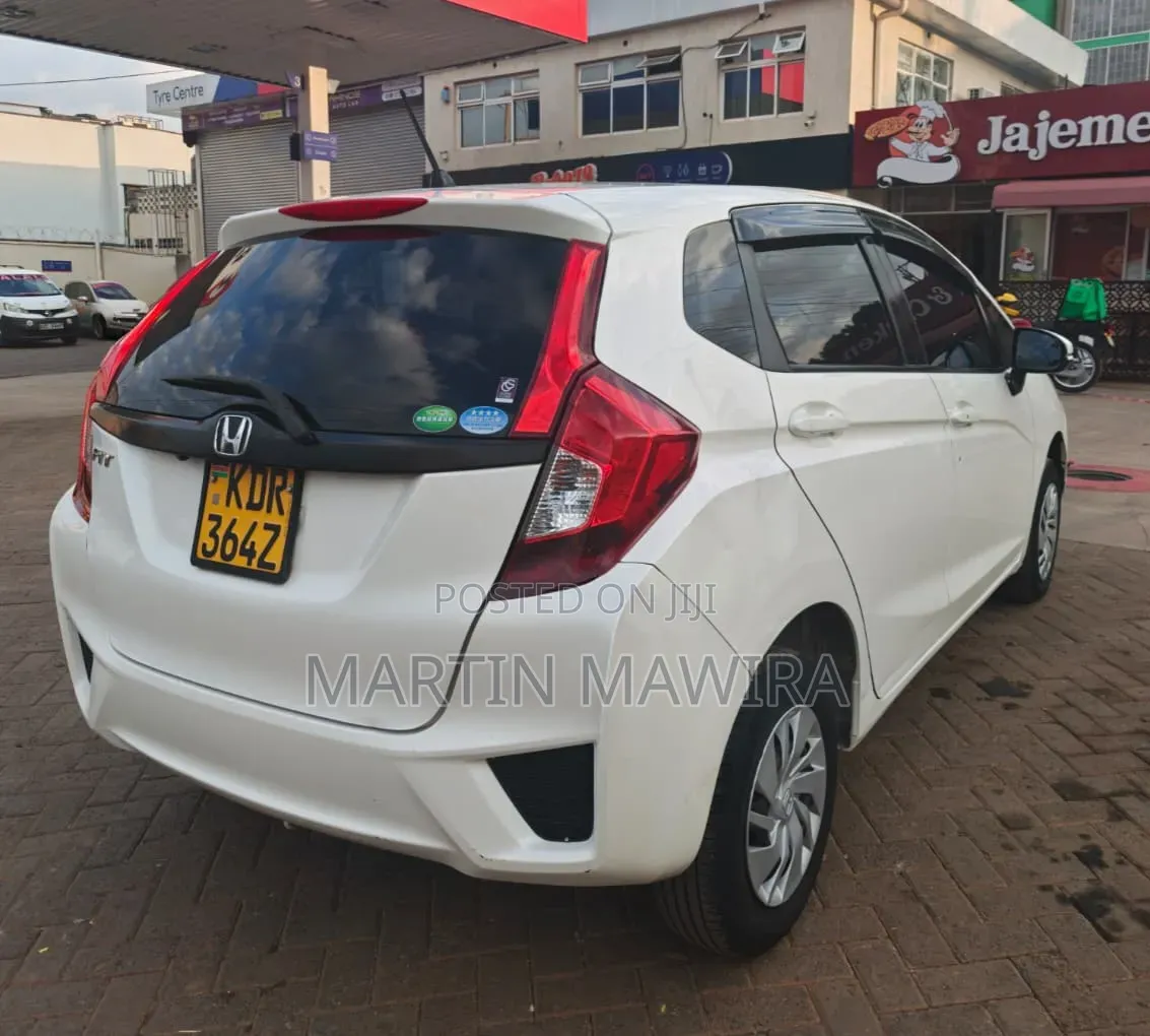 Honda Fit 2017 White